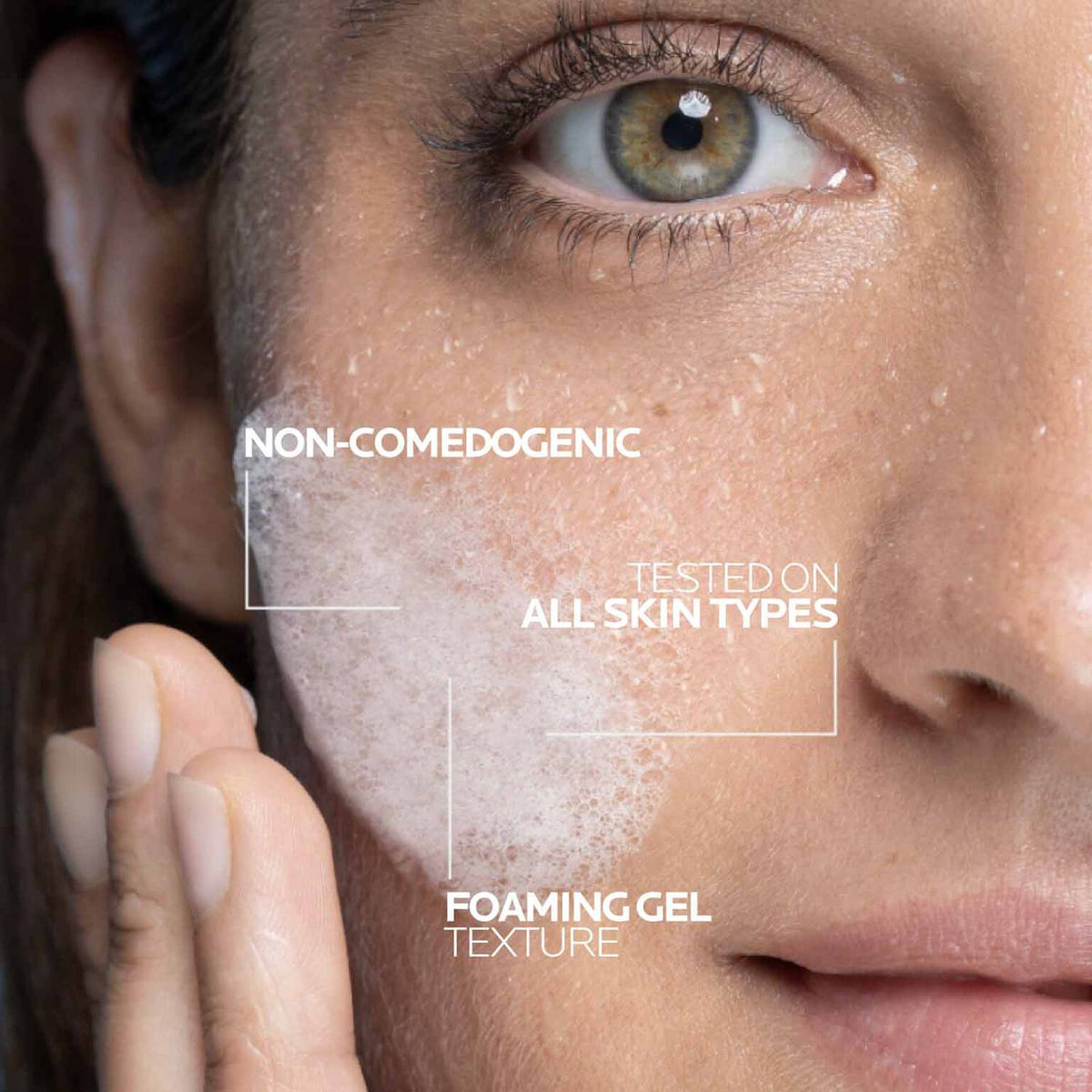 vitamin-c-brightening-facial-cleanser-c4 LaRochePosay-Product-Skincare-Purifying-Vitamin-C-Cleanser-200ml-3337875923613-Texture.jpg